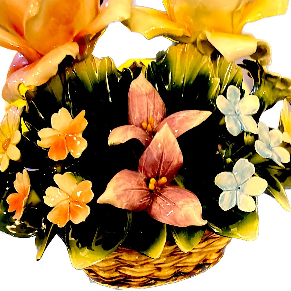 Exquisite work of art   Capodimonte "Flower Basket" Porcelain Floral Arrangement